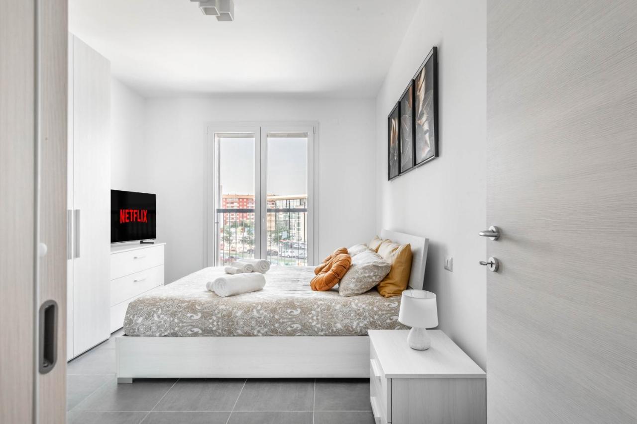 Harmony House - Rho Fiera 6Min - Free Parking - Terrace Apartment Milan Exterior photo